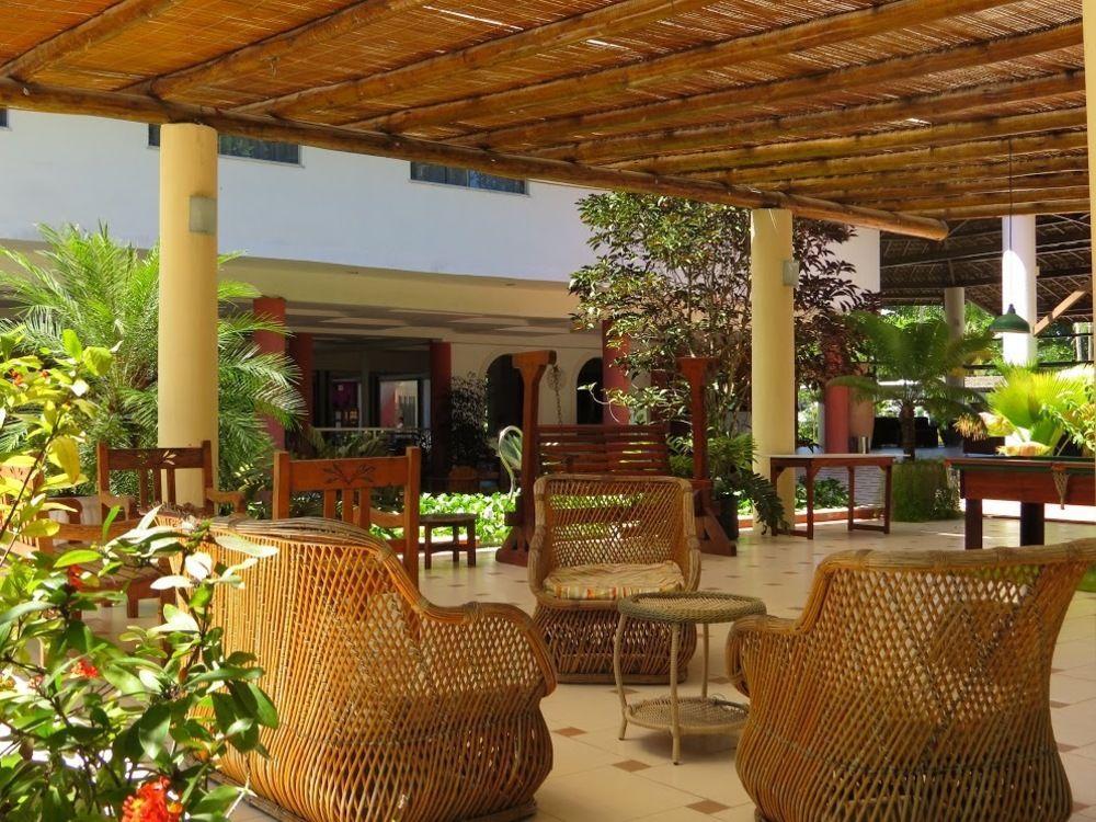 Ramada By Wyndham Porto Seguro Praia Hotel Exterior photo